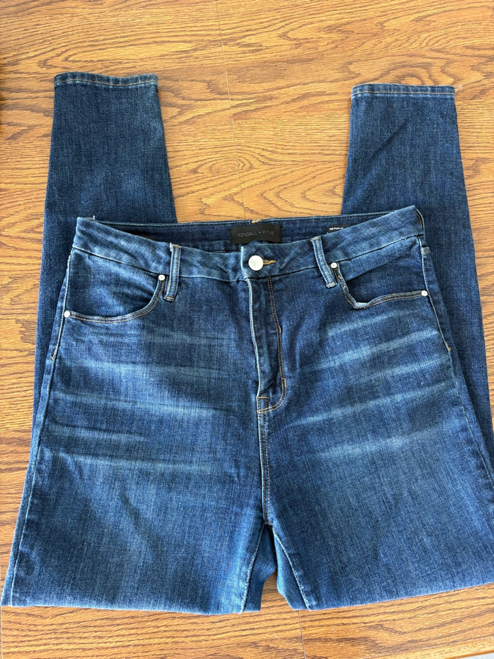Kendall and Kylie jeans. skinny stretch high rise  sz 30
